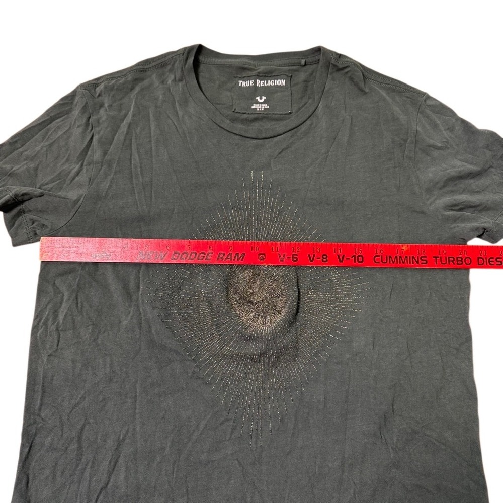 True Religion T-Shirt Green Graphic Tee Crew Neck Short Sleeve Casual Top Medium - Picture 4 of 6